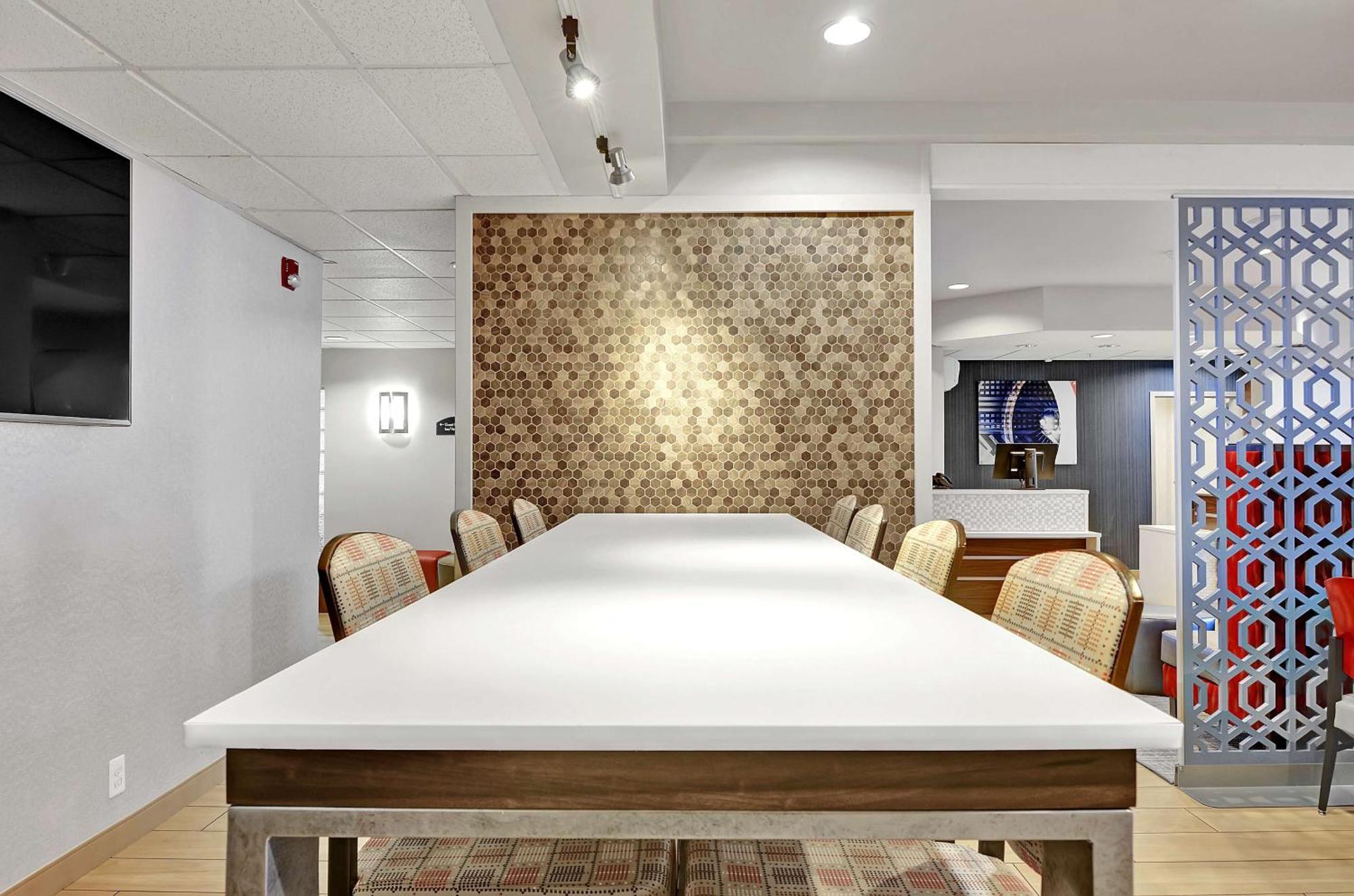 Executive Residency By Best Western Navigator Inn & Suites Everett Dış mekan fotoğraf