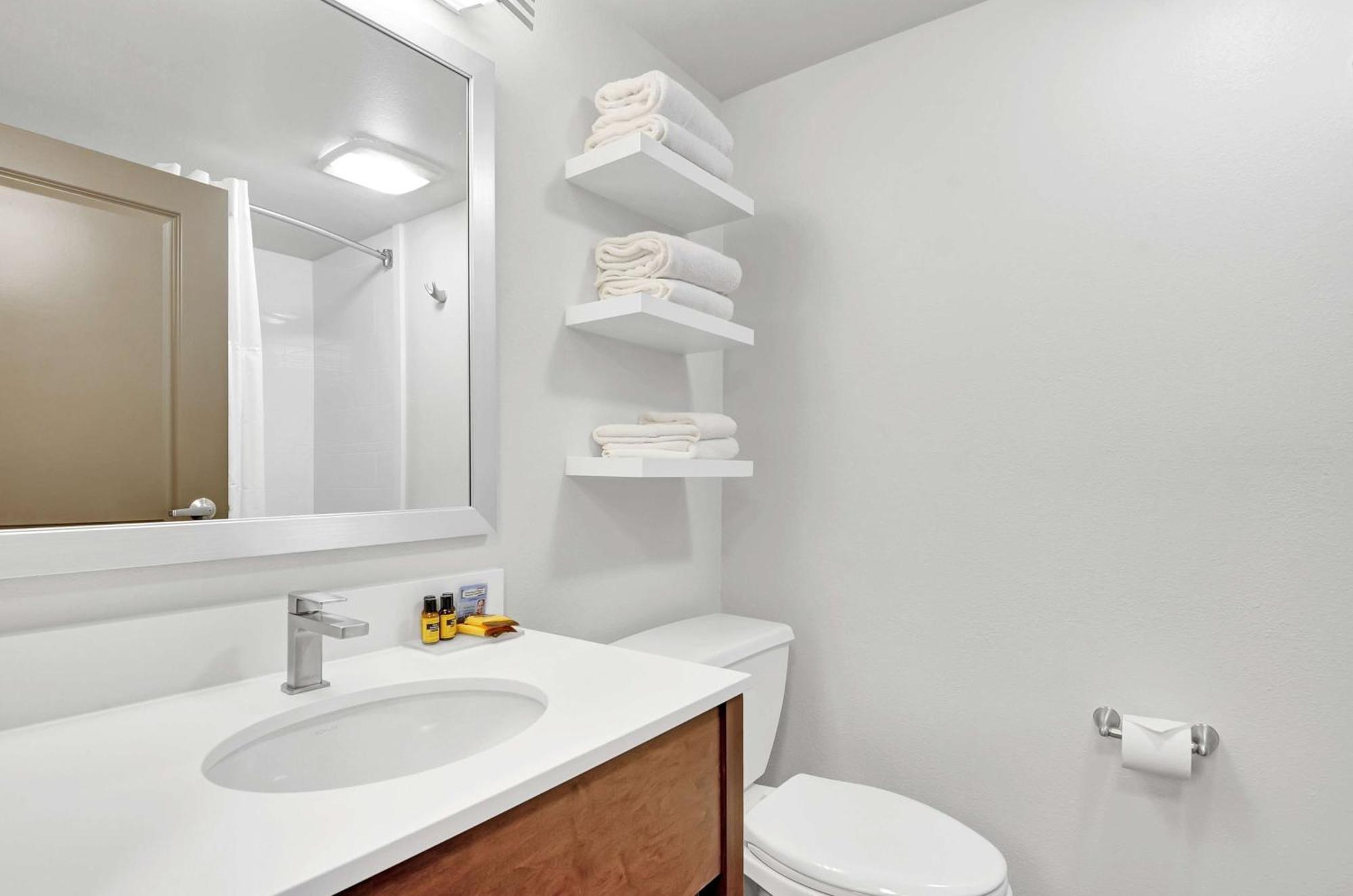 Executive Residency By Best Western Navigator Inn & Suites Everett Dış mekan fotoğraf