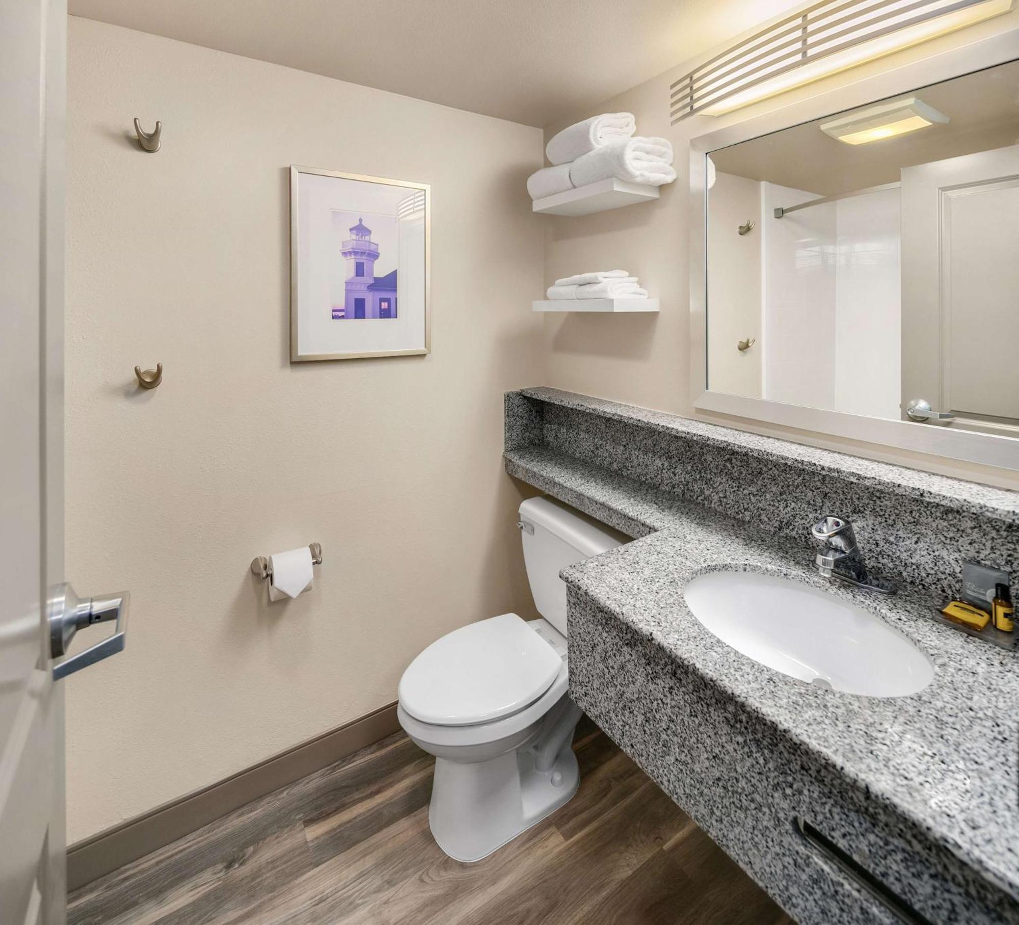 Executive Residency By Best Western Navigator Inn & Suites Everett Dış mekan fotoğraf
